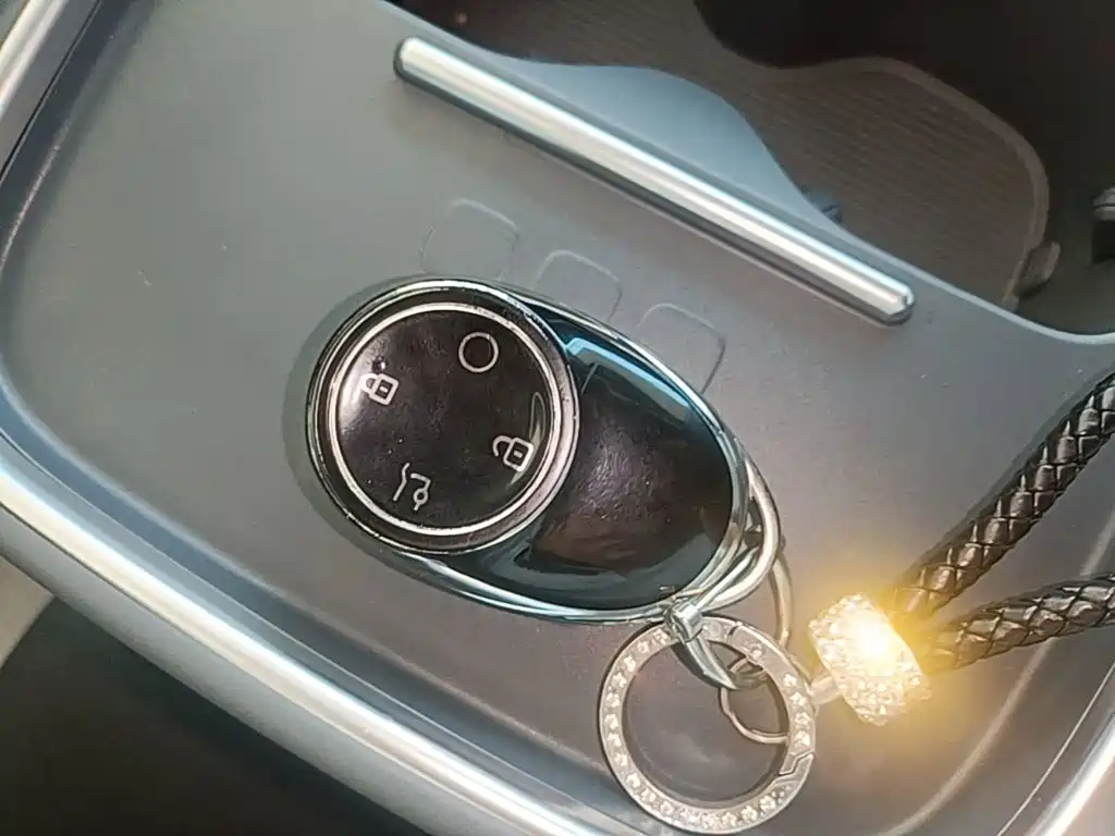 Aion UT 2025 2025 Model 330 Starlight Edition