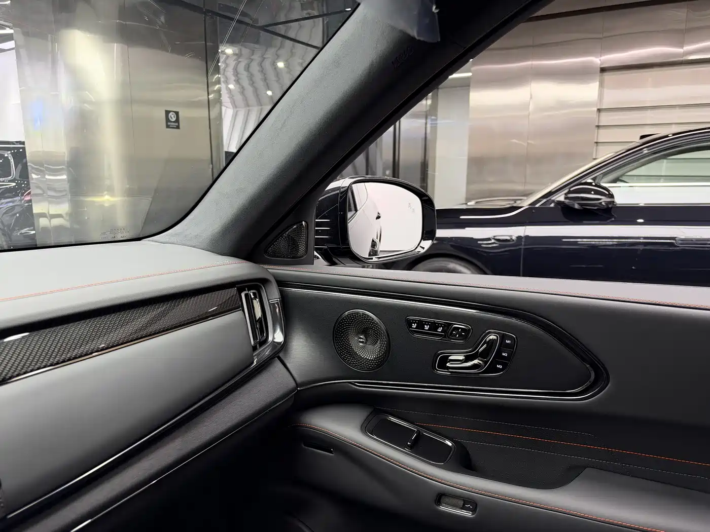 ZEEKR 8X 2026 2026 Model Dark Edition 5-Seater