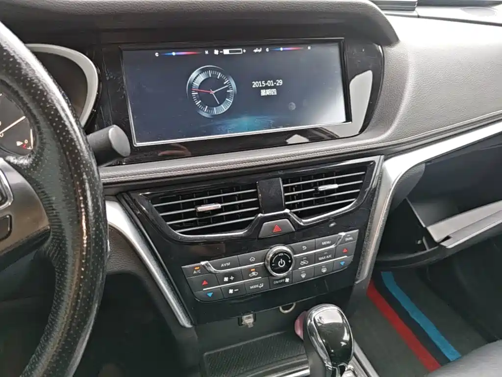 Venucia T90 2018 2017 2.0L CVT Leading Edition