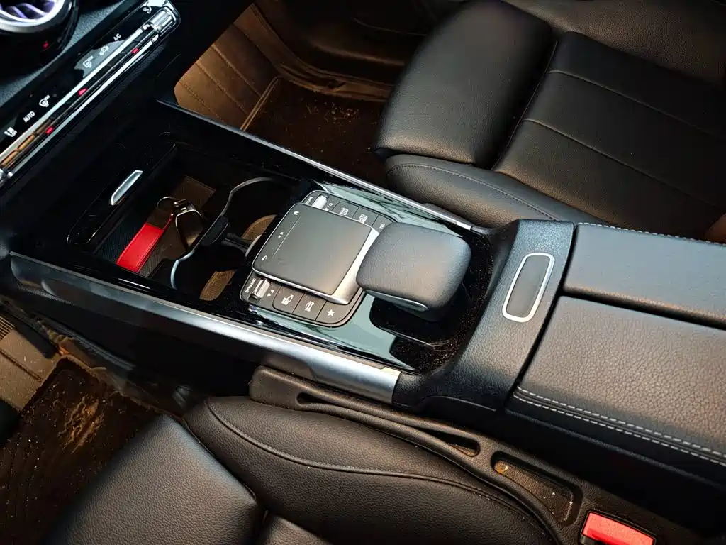 Mercedes-Benz GLB 2023 GLB 220 Style фото 16