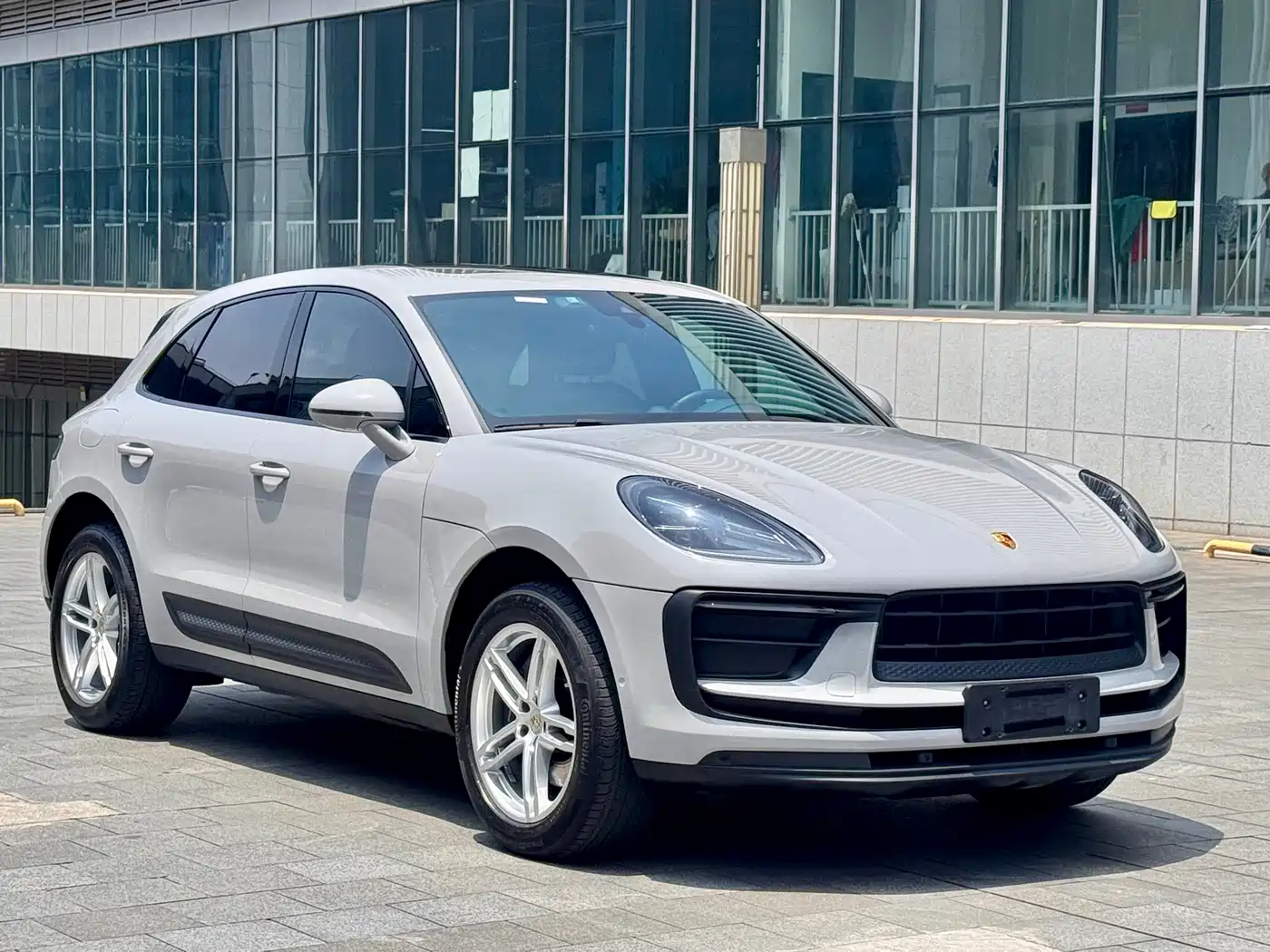 Porsche Macan 2023 Macan 2.0T фото 2