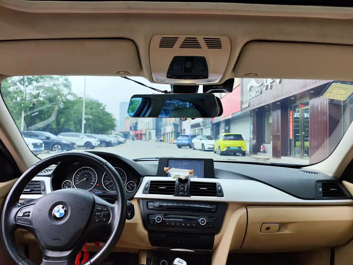 BMW 3 Series 2014 320Li Fashion фото 17