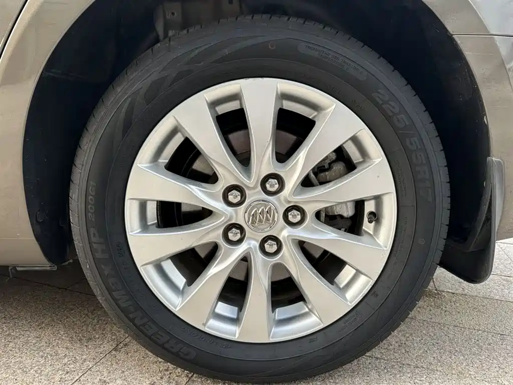 Buick LaCrosse 2013 2.4L SIDI Elite Comfort фото 18
