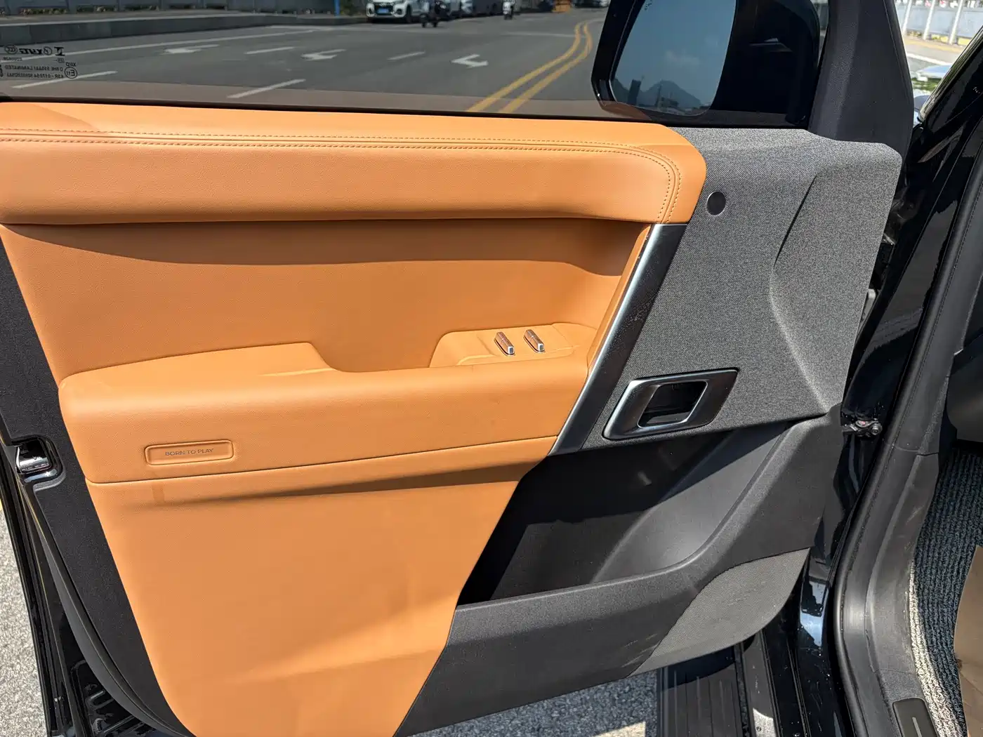 iCAR V27 2026 2026 200KM AWD Falcon 500