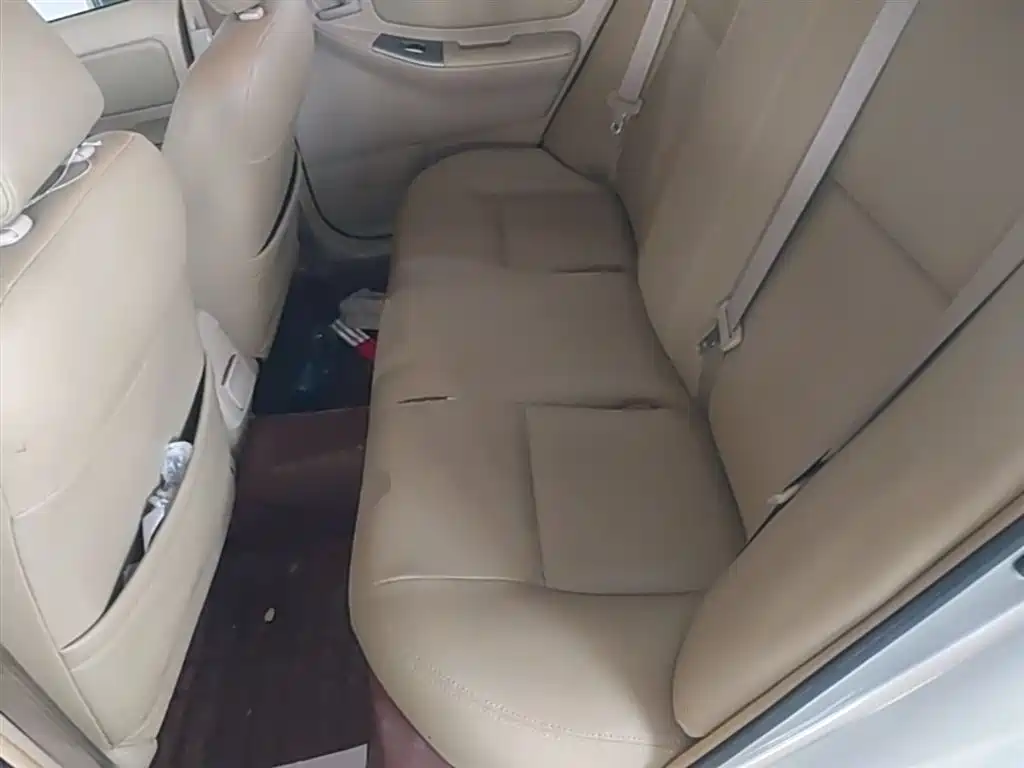 Toyota Corolla 2013 1.6L Automatic Excellence Edition фото 17