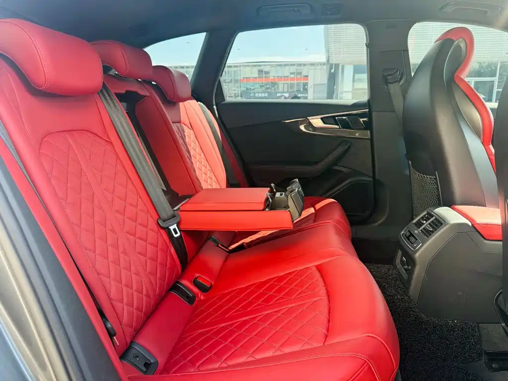 Audi S4 2024 2024 S4 Avant 3.0TFSI