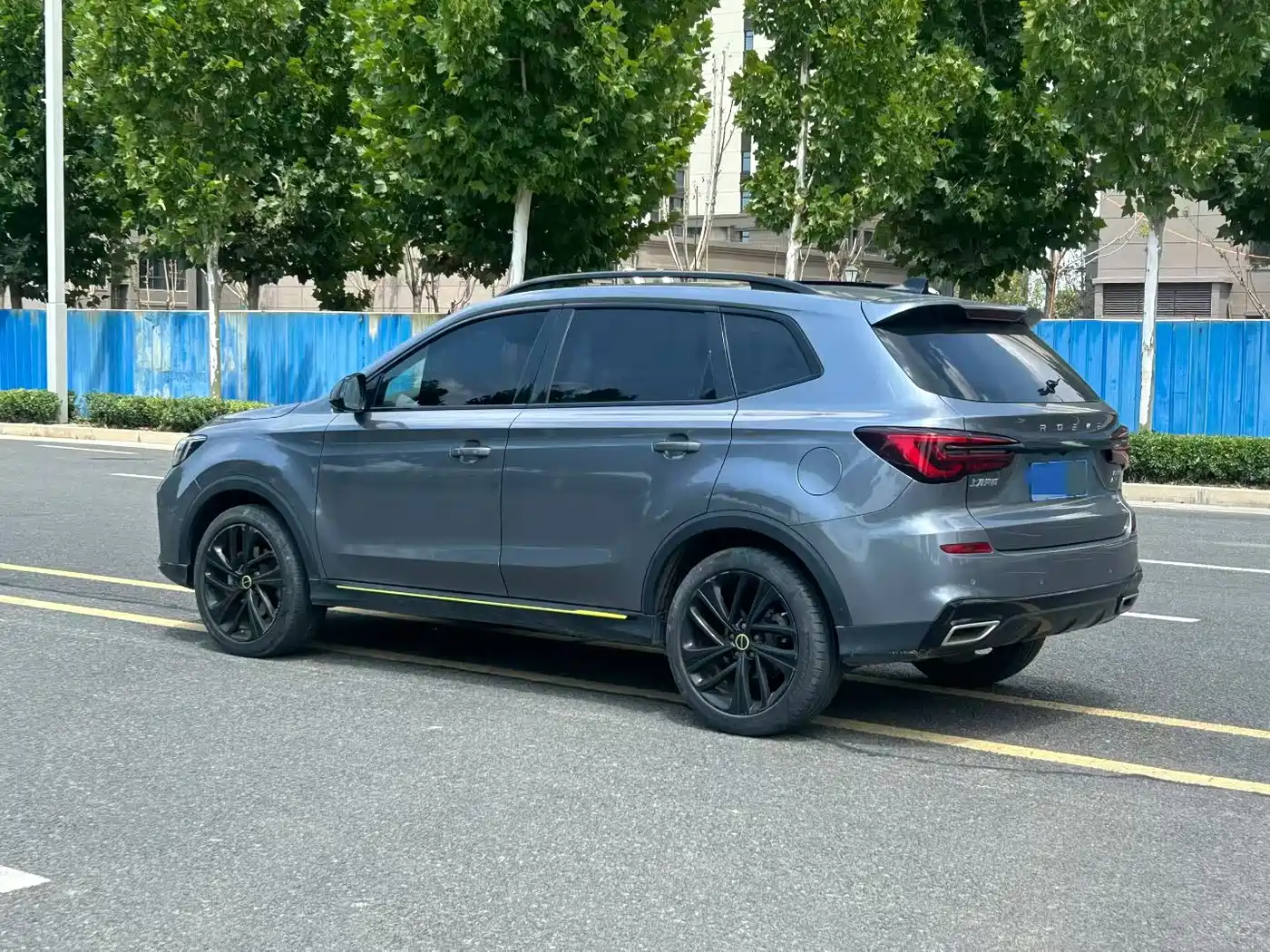 Фото 7 - Roewe RX5