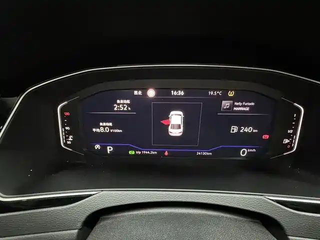 Volkswagen Magotan 2023 Model 2 Million Commemorative Edition 330TSI DSG Luxury фото 4