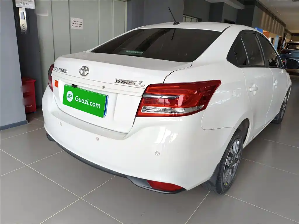 Toyota YARiS L Zhi Xiang 2017 1.5E CVT Charming Edition фото 5