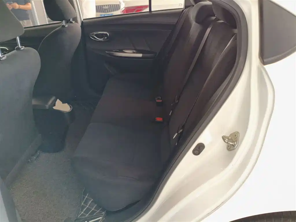 Toyota YARiS L Zhi Xiang 2017 1.5E CVT Charming Edition фото 13