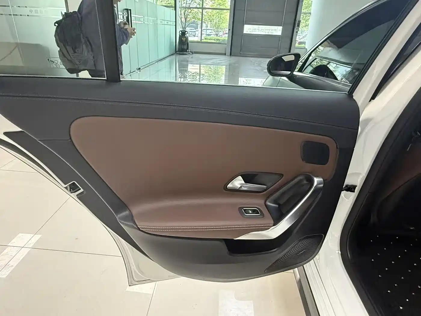Mercedes-Benz A-Class 2019 Facelift A 200 L Sports Sedan фото 23