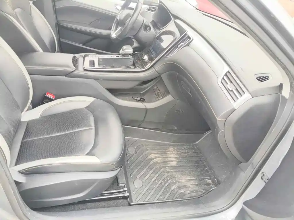 Roewe i6 MAX EV 2021 2020 1.5T PHEV Cool Sky Intelligent Drive Supreme Edition