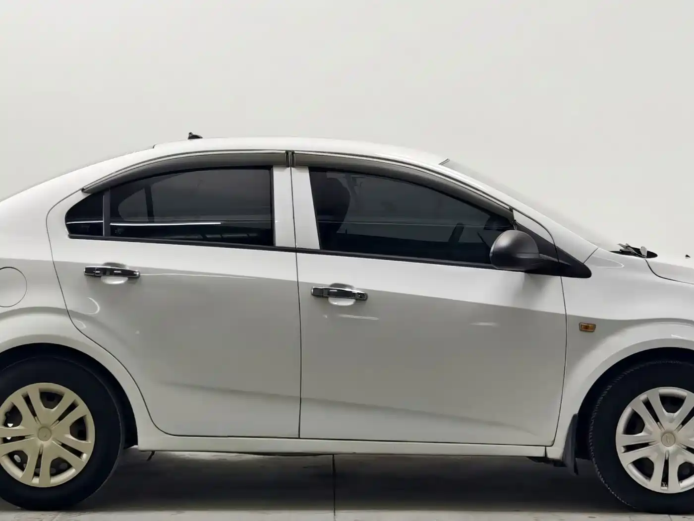 Chevrolet Aveo 2014 2014 Sedan 1.4SL MT Comfort Edition