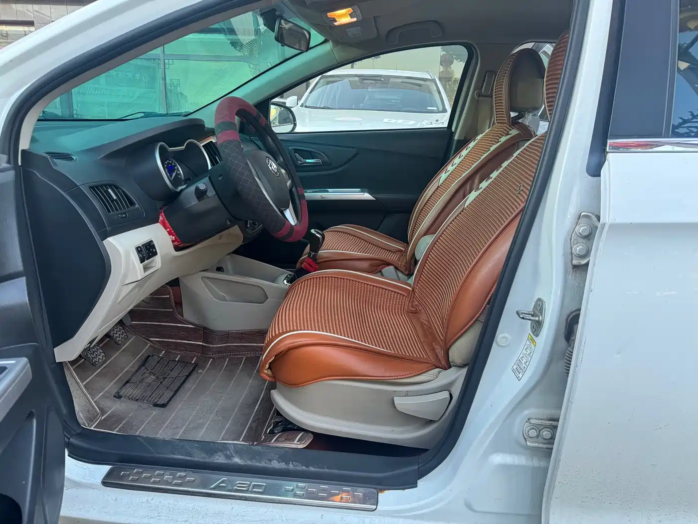 Dongfeng Aeolus A30 2015 2014 1.5L Manual Smart Drive Practical Style