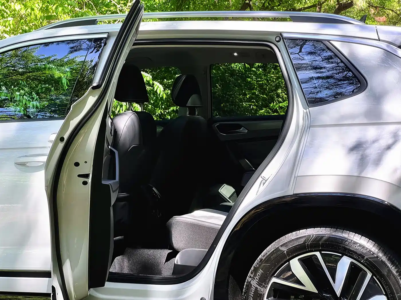 Volkswagen Tayron 2024 330TSI 2WD R-Line High Performance фото 23