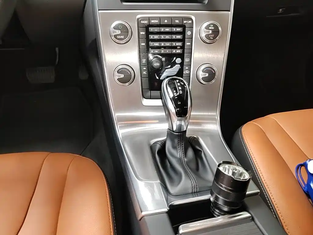Volvo S60 2018 2018 S60L T3 Momentum