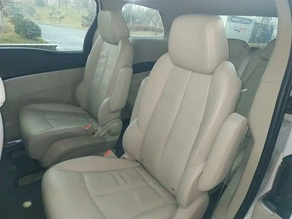 Buick GL8 2018 28T Premium Model China VI фото 14