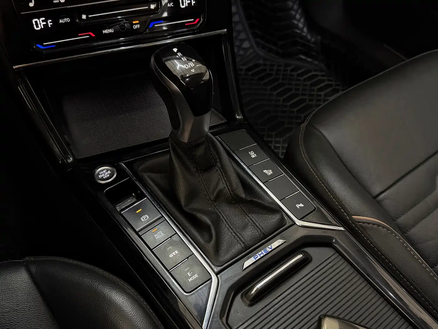 VOLKSWAGEN PASSAT NEW ENERGY