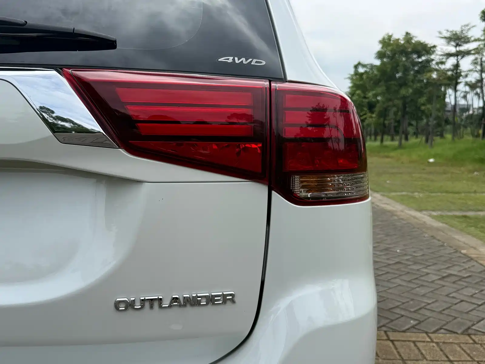 Фото 14 - Mitsubishi Outlander