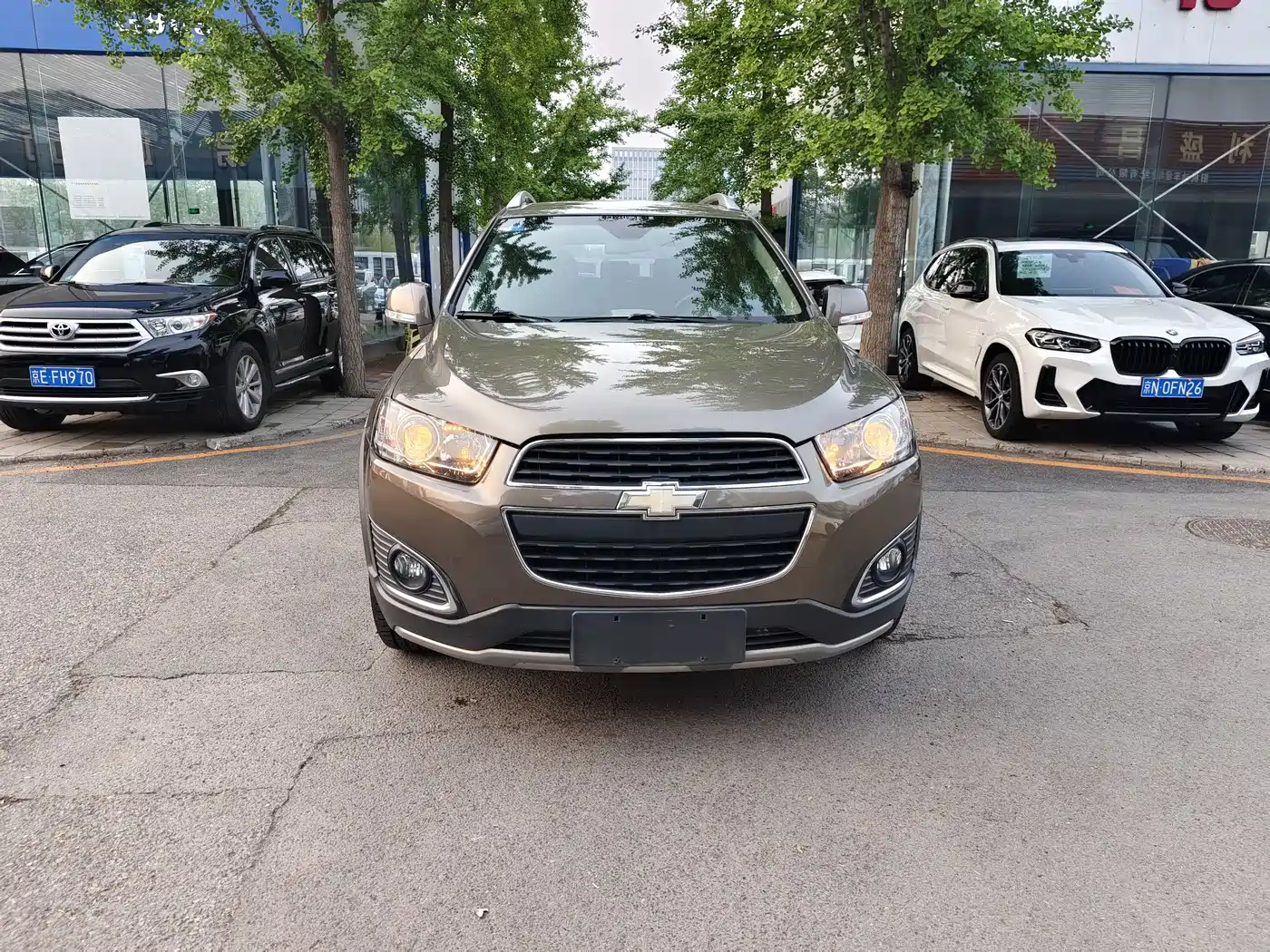 Chevrolet Captiva 2015 2.4L AWD Flagship 7-Seater фото 2