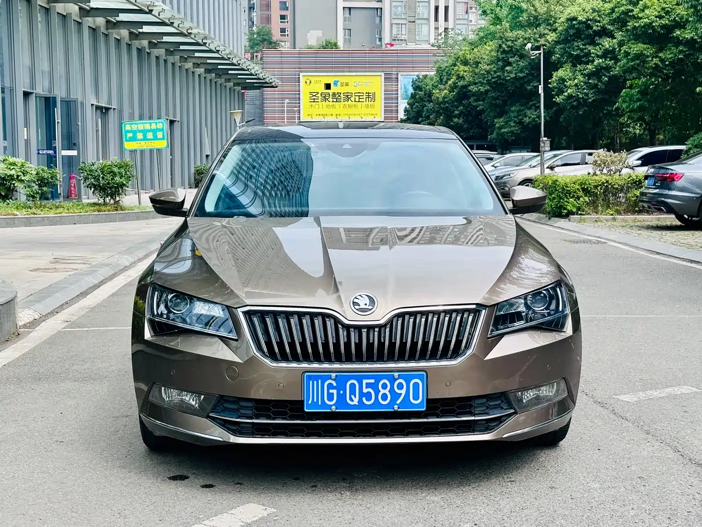 Škoda Superb 2016 TSI330 DSG Smart Edition