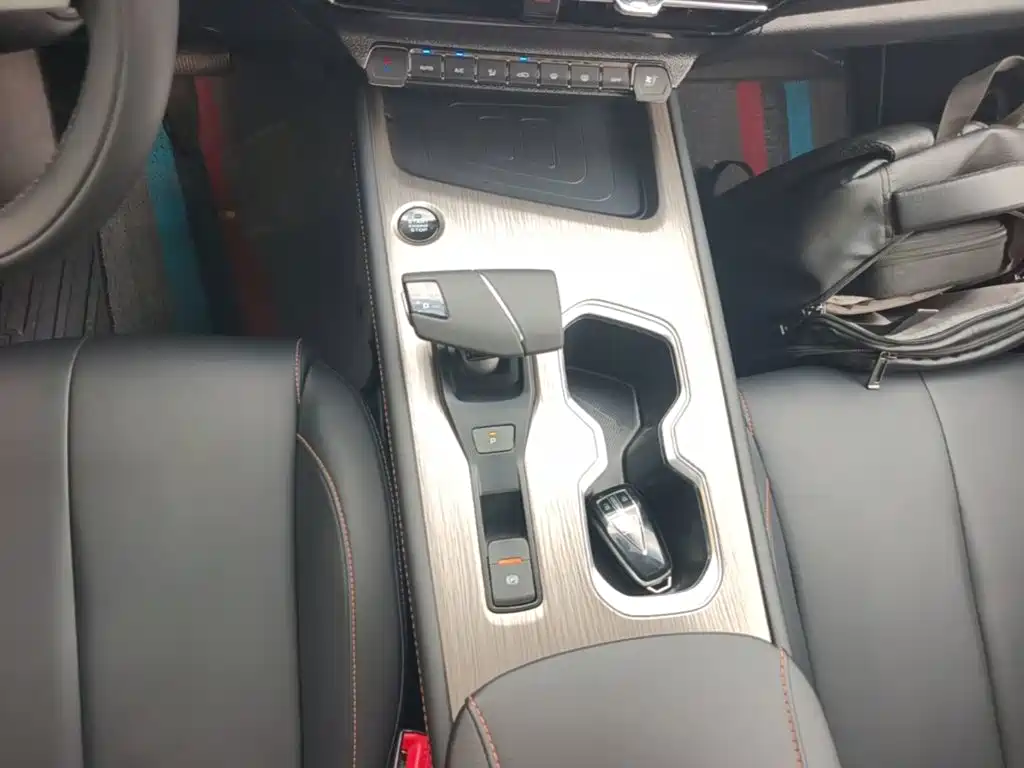 Changan X7 PLUS 2025 2024 1.5T Automatic Noble 7-Seater