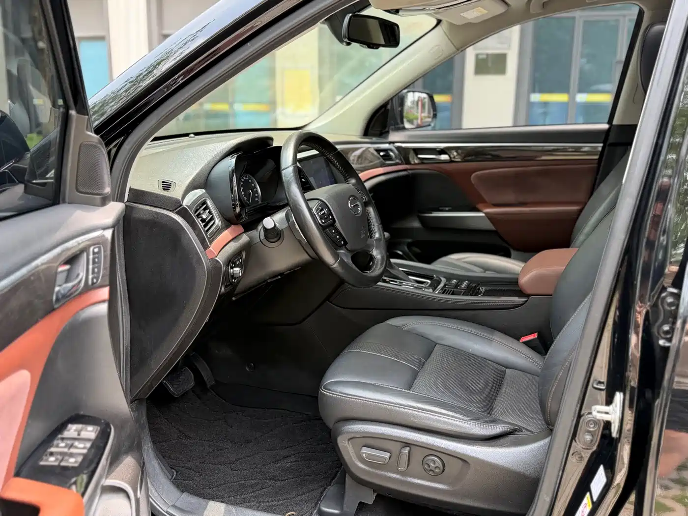 GAC Trumpchi Trumpchi GS8 2017 320T 2WD Luxury Smart Connect (7-seater) фото 10