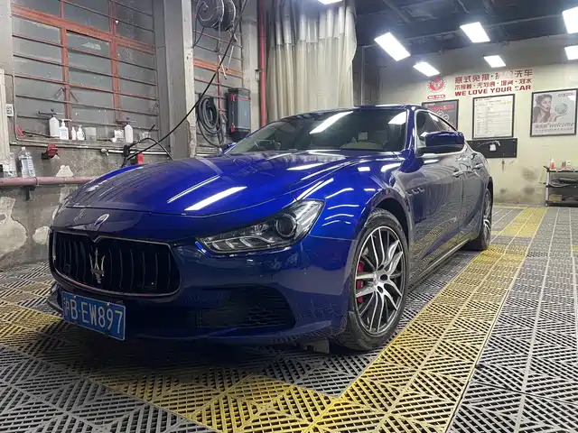 MASERATI GHIBLI