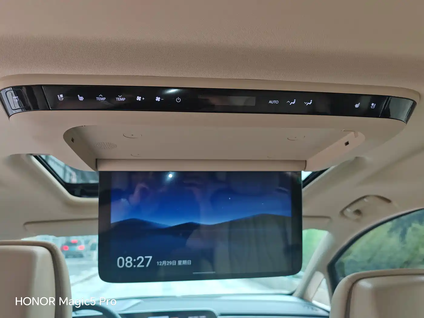 Buick GL8 New Energy 2025 Land Honor Premium Edition 7-Seater фото 11