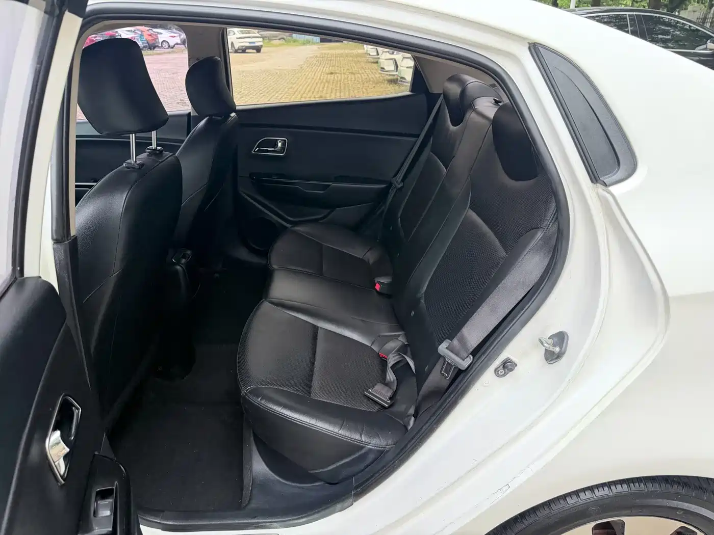 Фото 6 - Kia K2