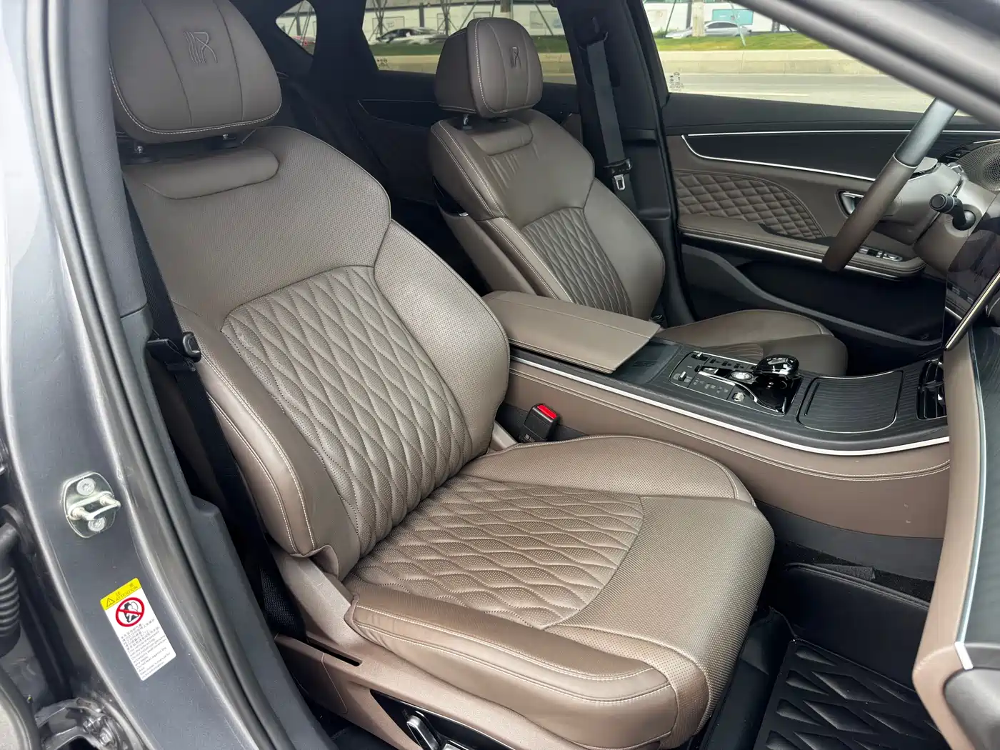 BYD Han 2023 DM-i Champion Edition 121KM Premium фото 29