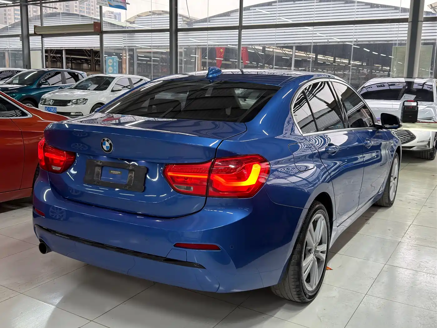 BMW 1 Series 2019 118i M Sport Package фото 21