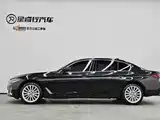 صورة 6 - BMW 5 Series