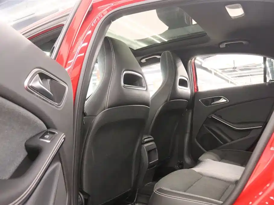 Mercedes-Benz A-Class (Import) 2016 A 180 фото 15
