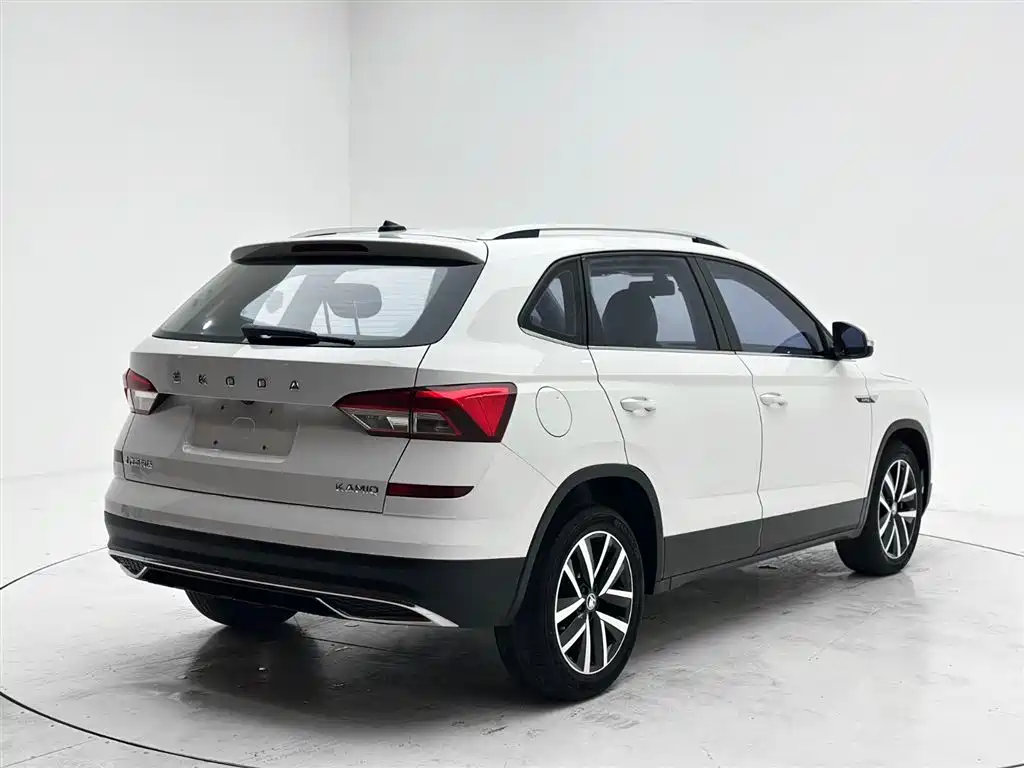 Škoda Kamiq 2022 1.5L Automatic Comfort Edition фото 6