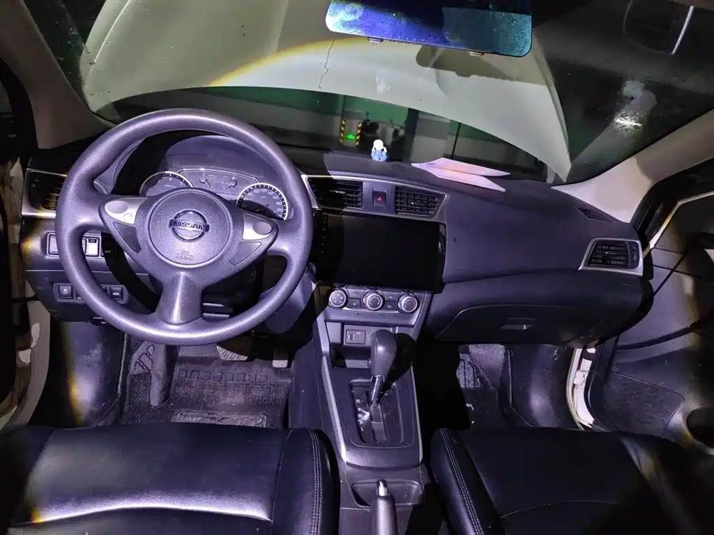 Nissan SYLPHY, миниатюра 13
