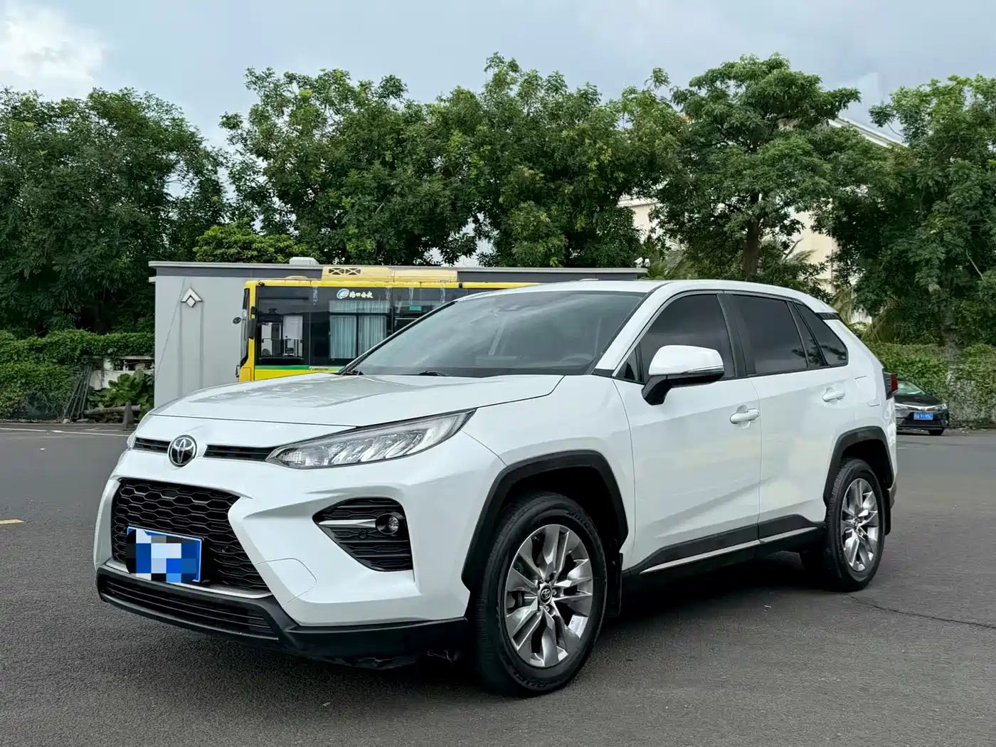 Toyota Wildlander 2021 2.0L CVT 2WD Luxury Edition