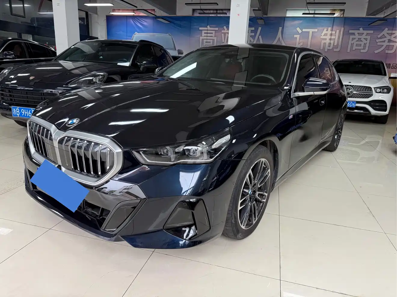 BMW 5 Series 2025 525Li M Sport Package