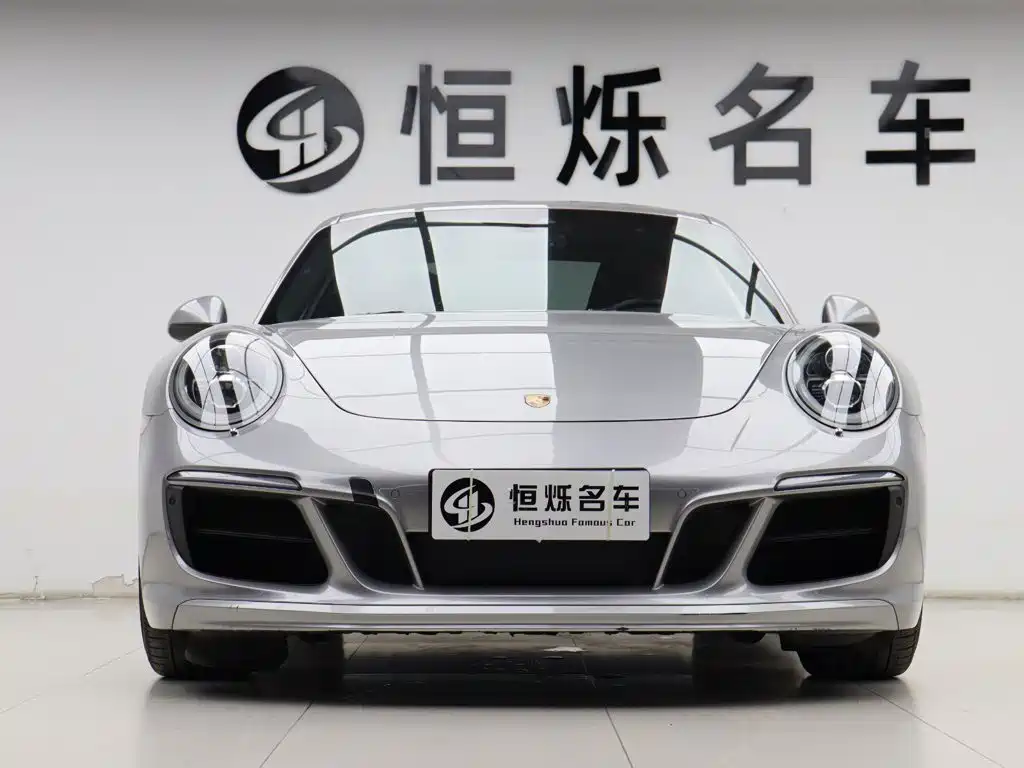 Photo 28 - Porsche 911