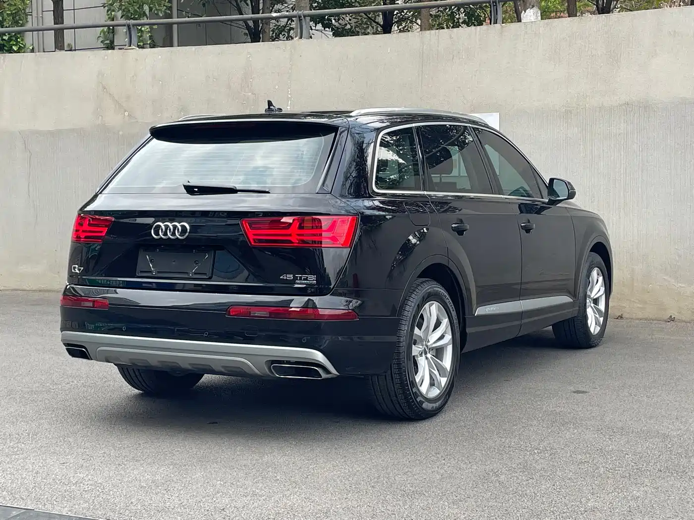 AUDI Q7