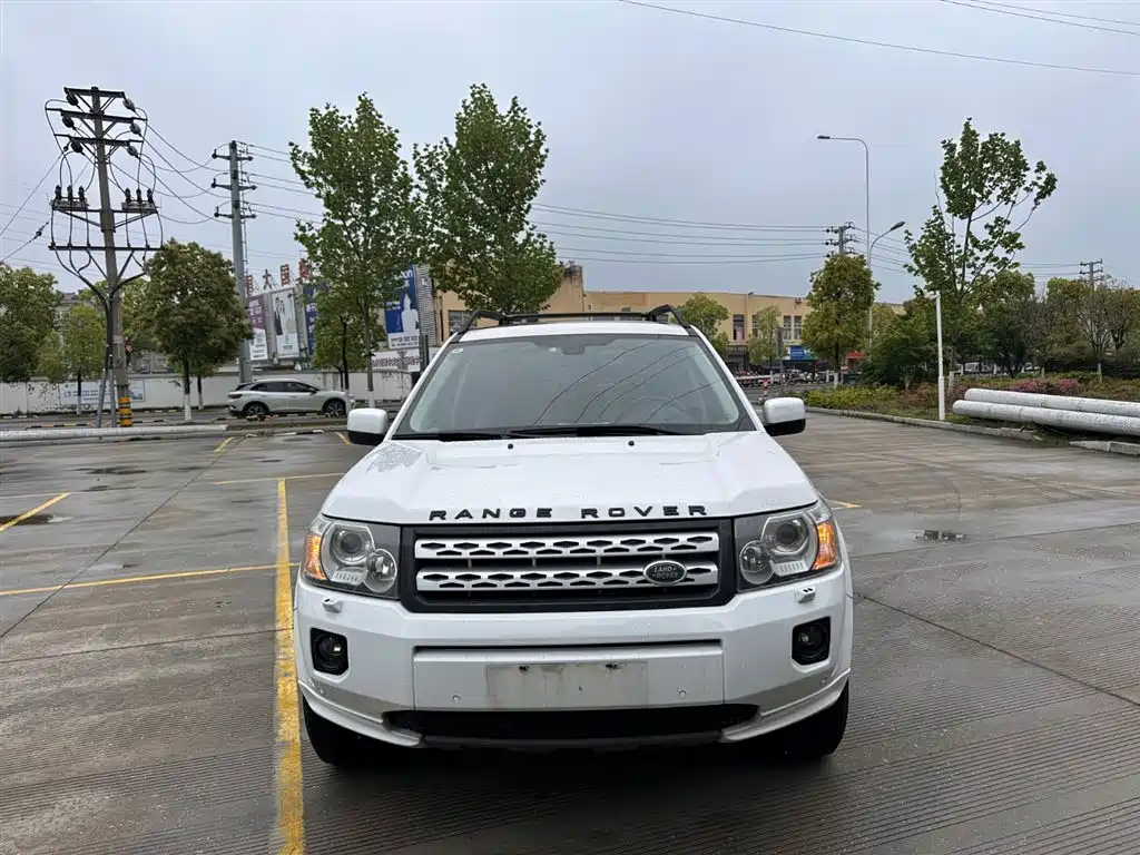 Land Rover Freelander 2 2011 3.2L i6 SE Petrol фото 16