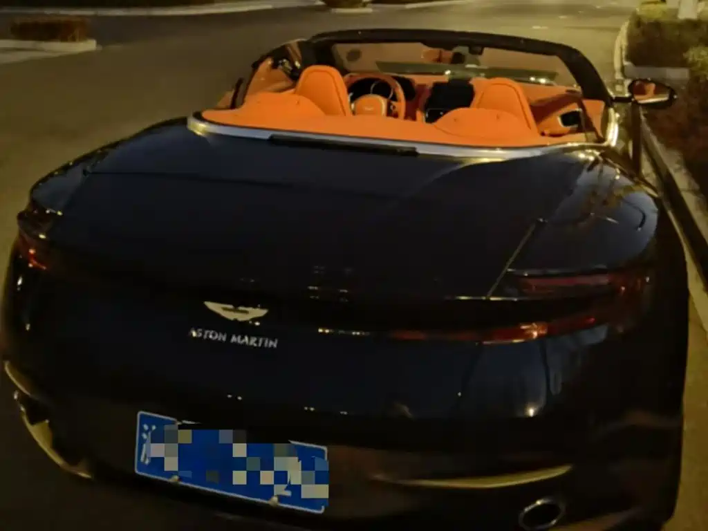 Aston Martin DB11 2021 2022 4.0T V8 Volante
