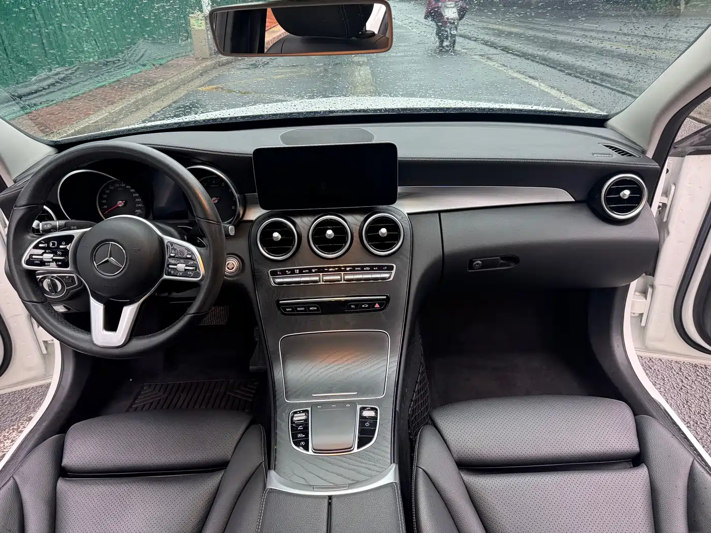 Mercedes-Benz C-Class 2019 C 180 L Fashion Sport Edition фото 11