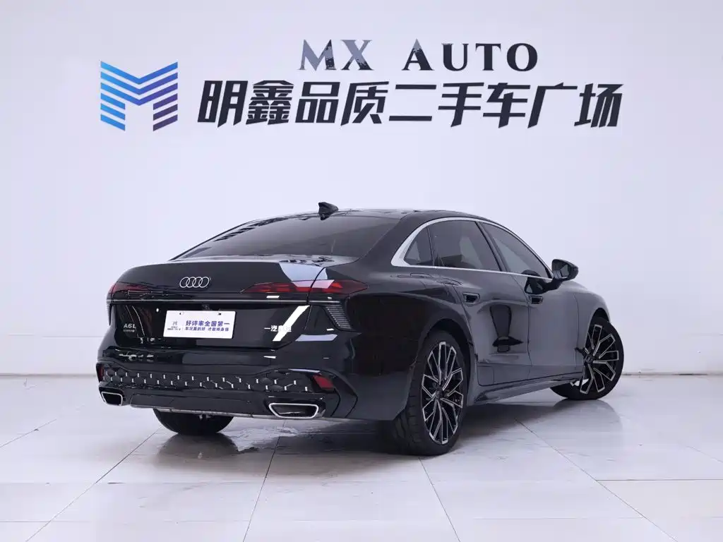 Фото 7 - Audi A6L