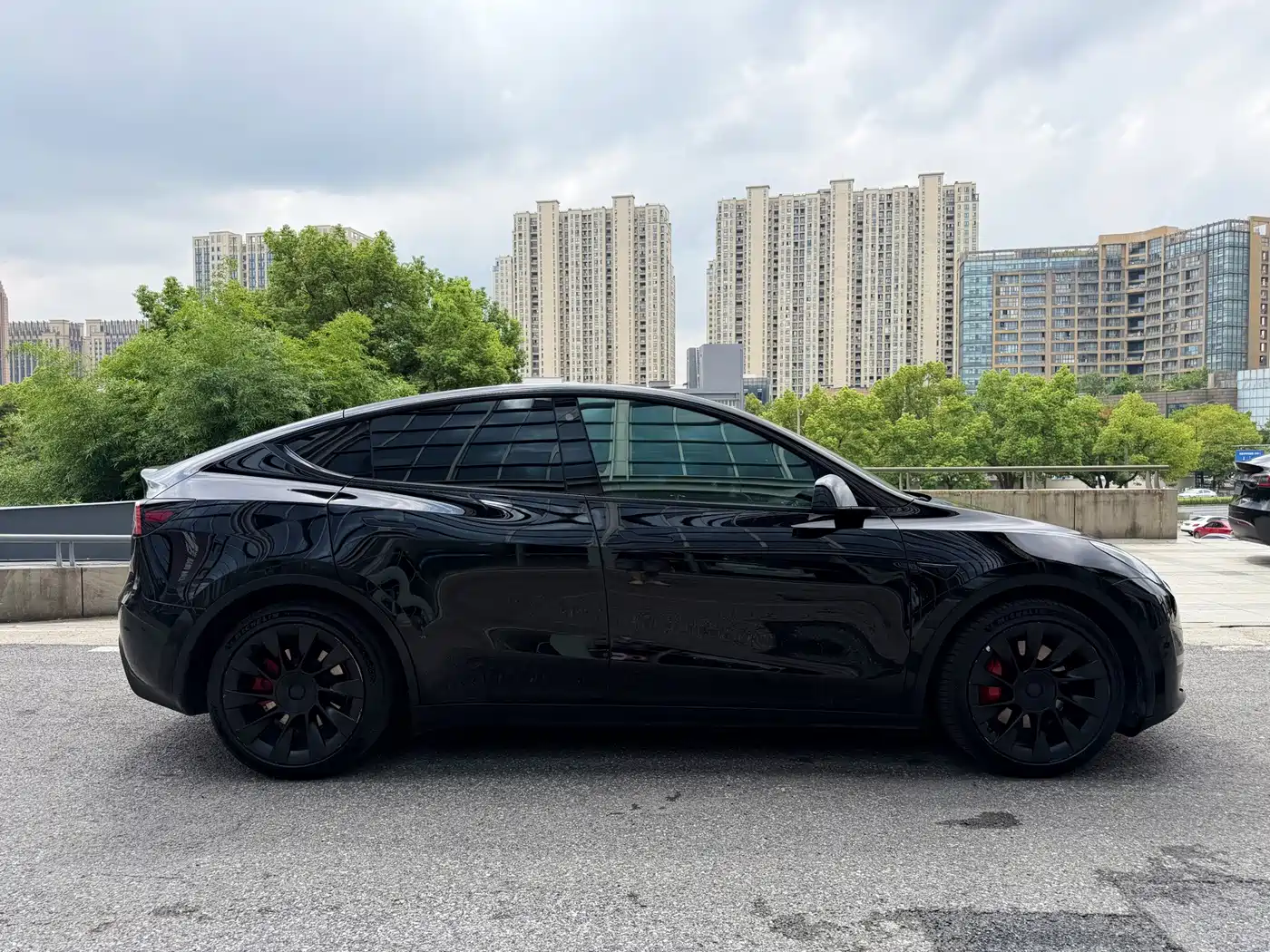 Tesla Model Y 2021 2021 Model Long Range AWD