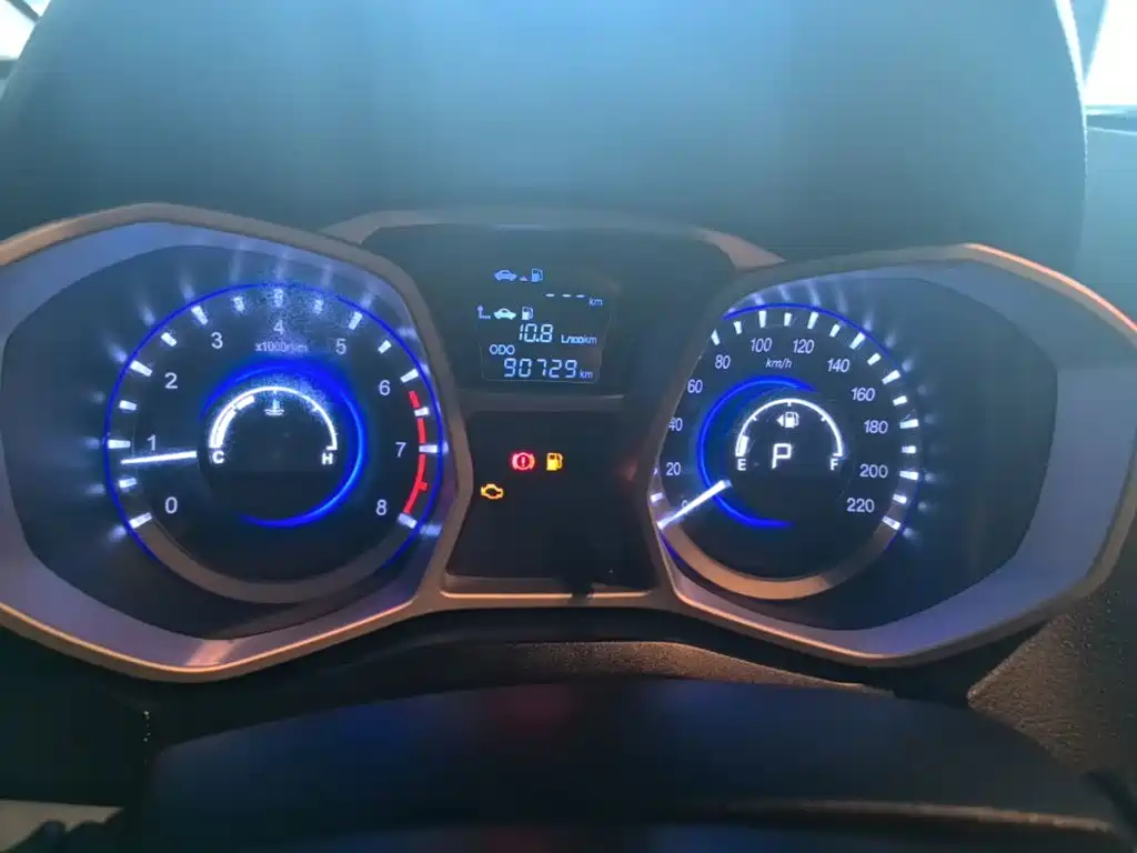 Фото 12 - JAC Refine S3