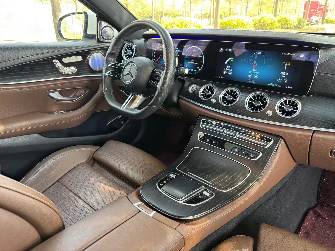 MERCEDES-BENZ E CLASS