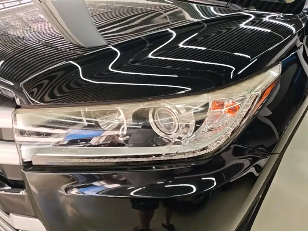 Фото 24 - Toyota Highlander
