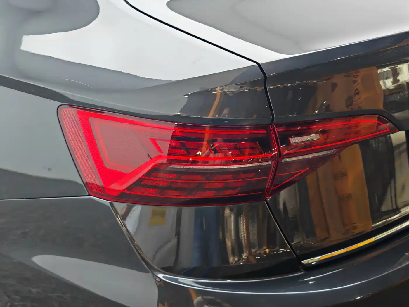 Volkswagen Sagitar 2019 280TSI DSG Luxury Edition China VI фото 7