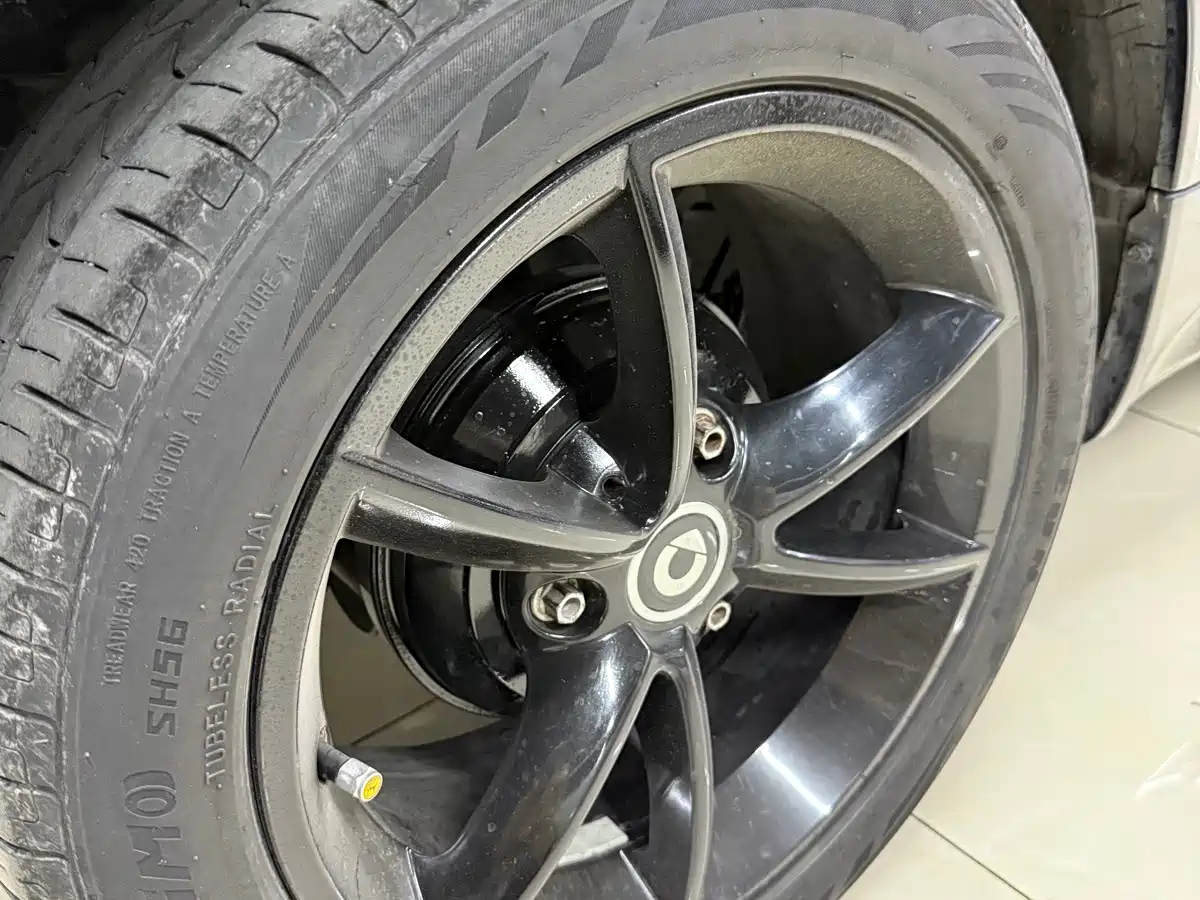 Photo 15 - smart fortwo